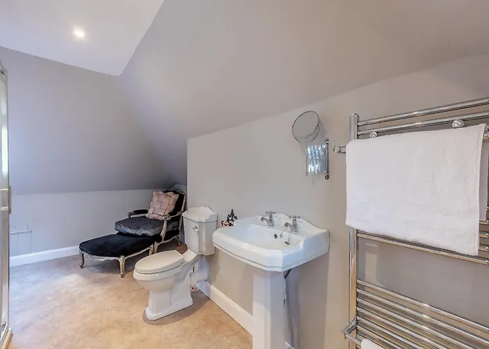 The House بيت للعطل سكرابورو